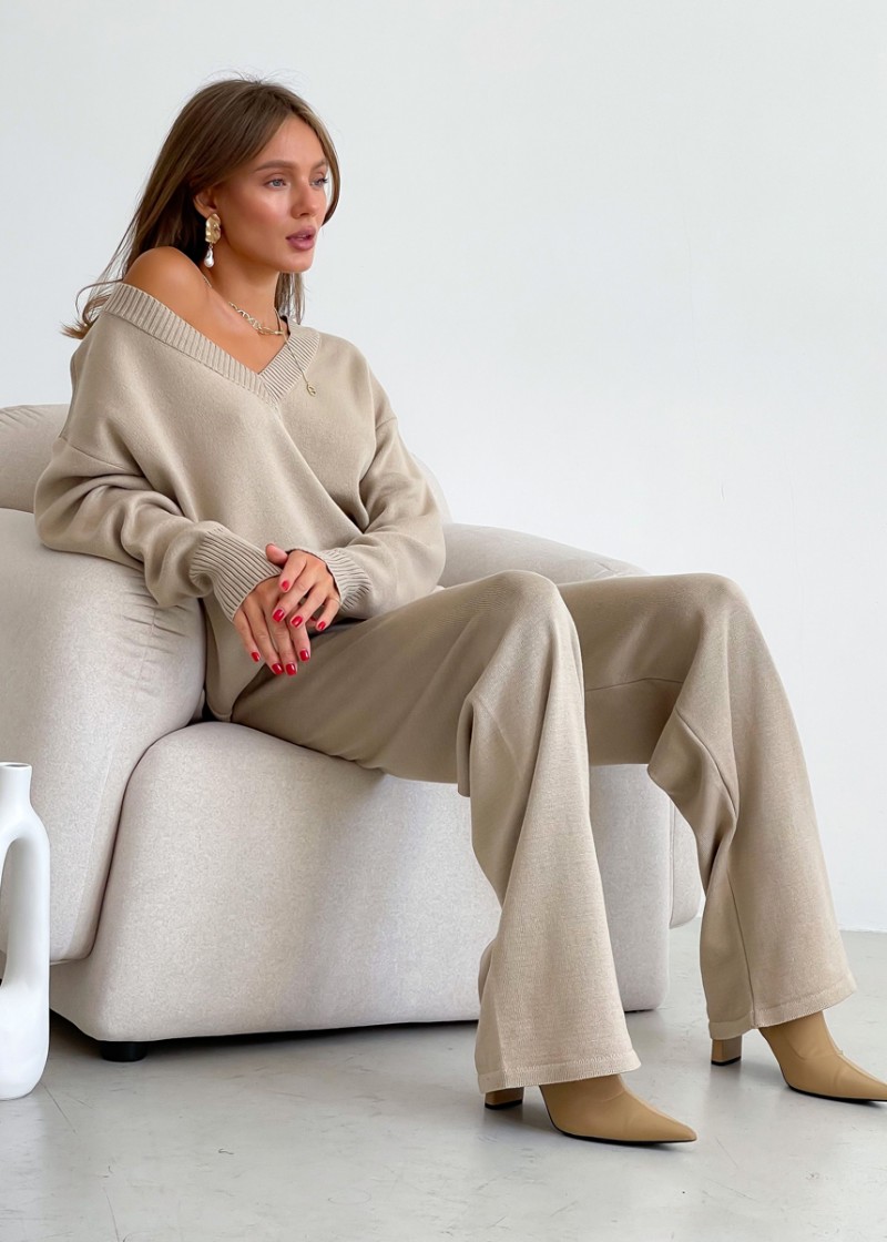 V-neck sweater "Miranda" (Beige)