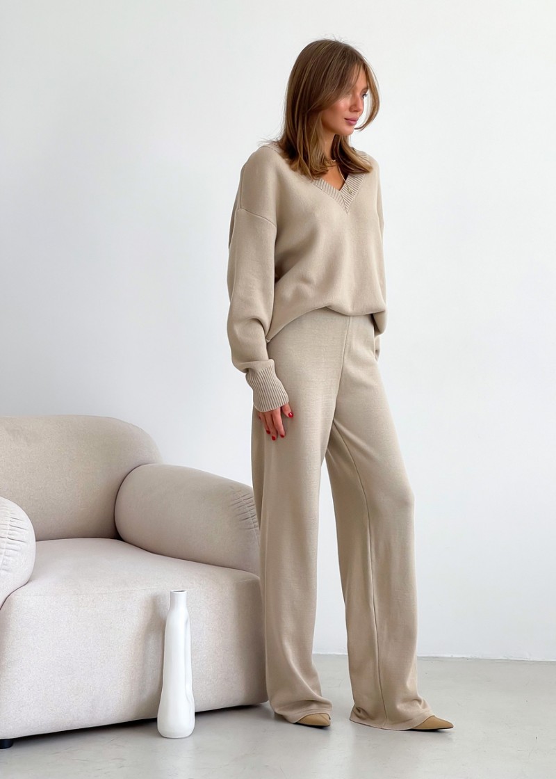 V-neck sweater "Miranda" (Beige)